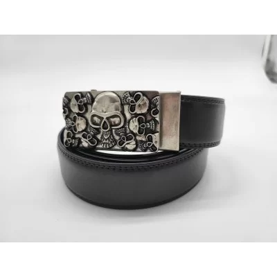 Ceinture en cuir de vachette avec boucle fashion tête de mort