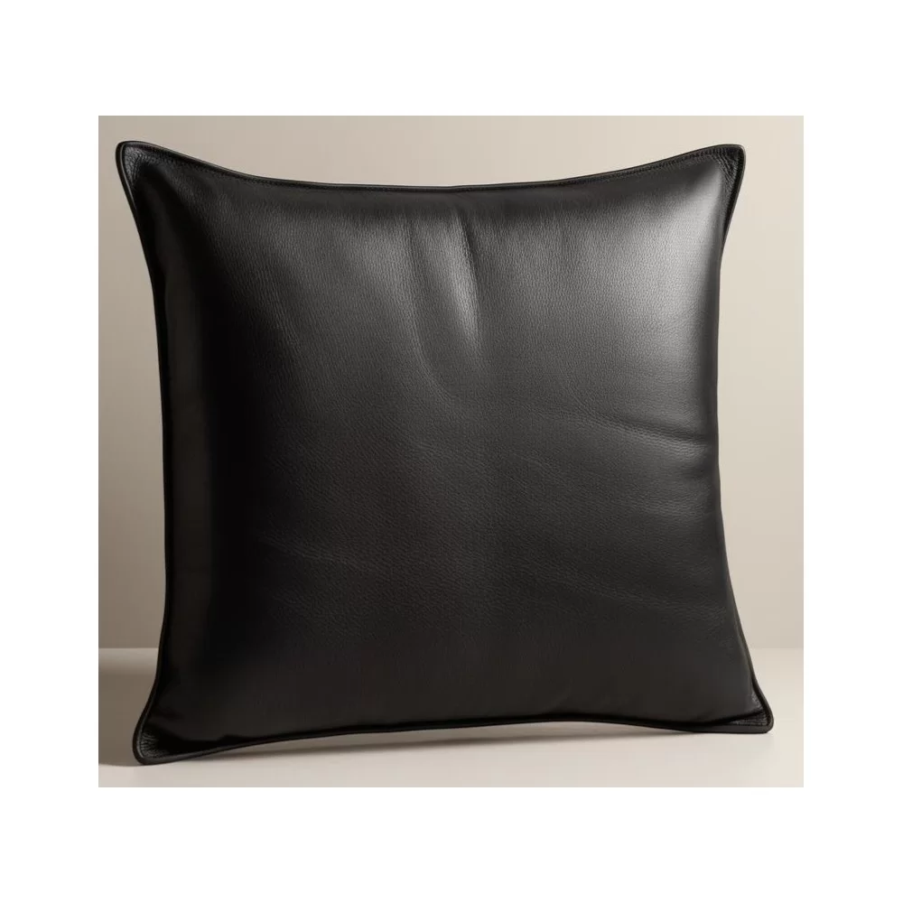 Coussin ou oreiller en cuir carré agneau noir